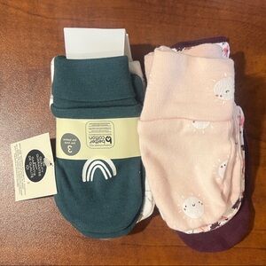 Newborn Mitten Set ( 3pairs New with Tags, 3 pairs like New )